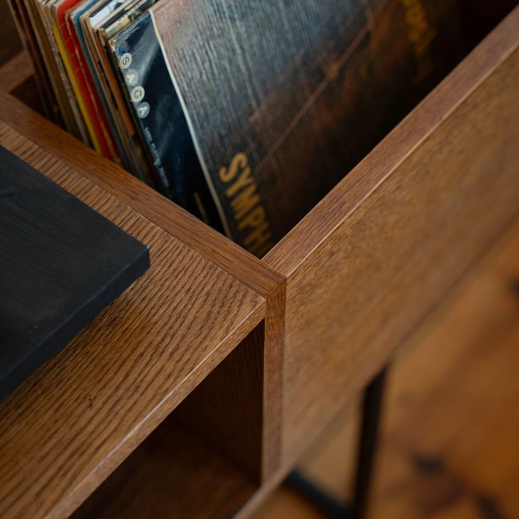 PLAY Plattenschrank – LP Aufbewahrung aus Holz